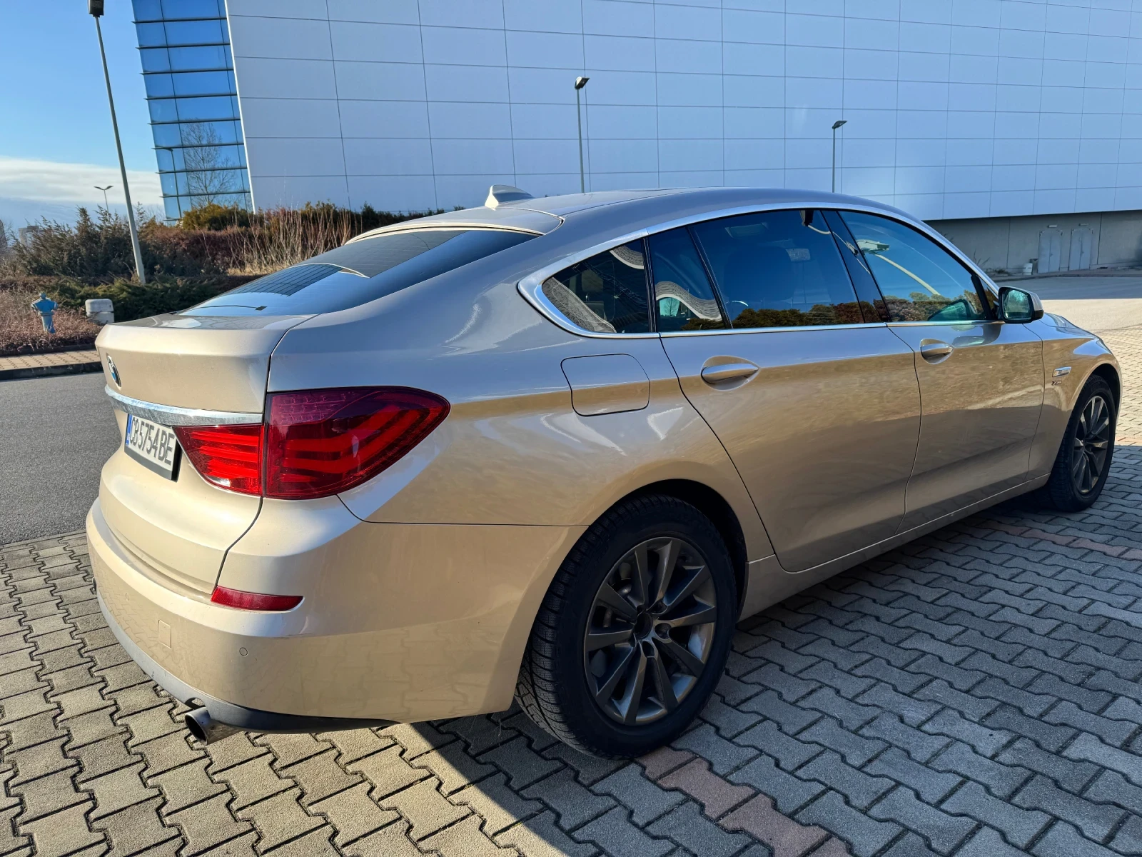 BMW 5 Gran Turismo 535i Xdrive - изображение 3