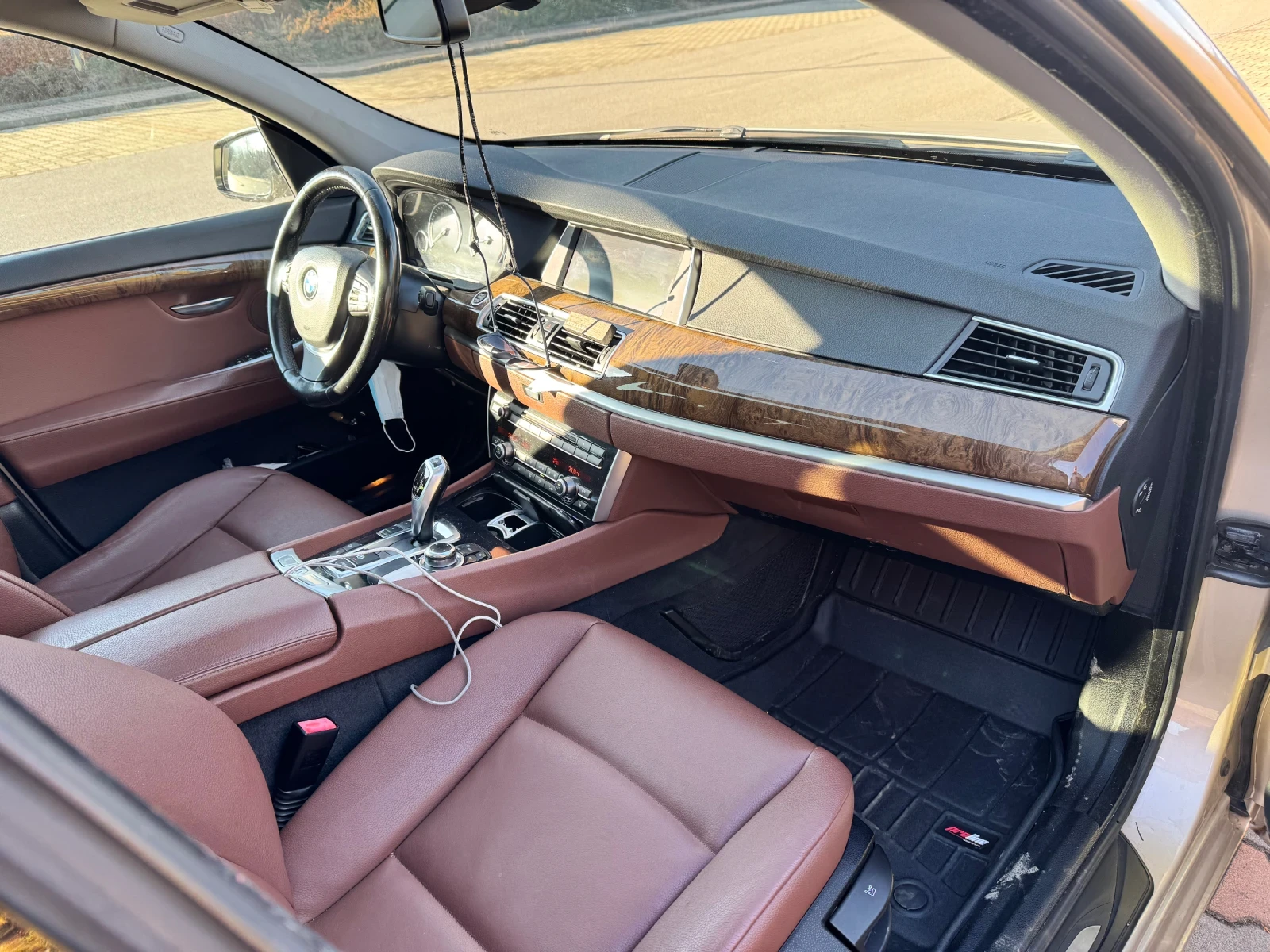 BMW 5 Gran Turismo 535i Xdrive - изображение 5