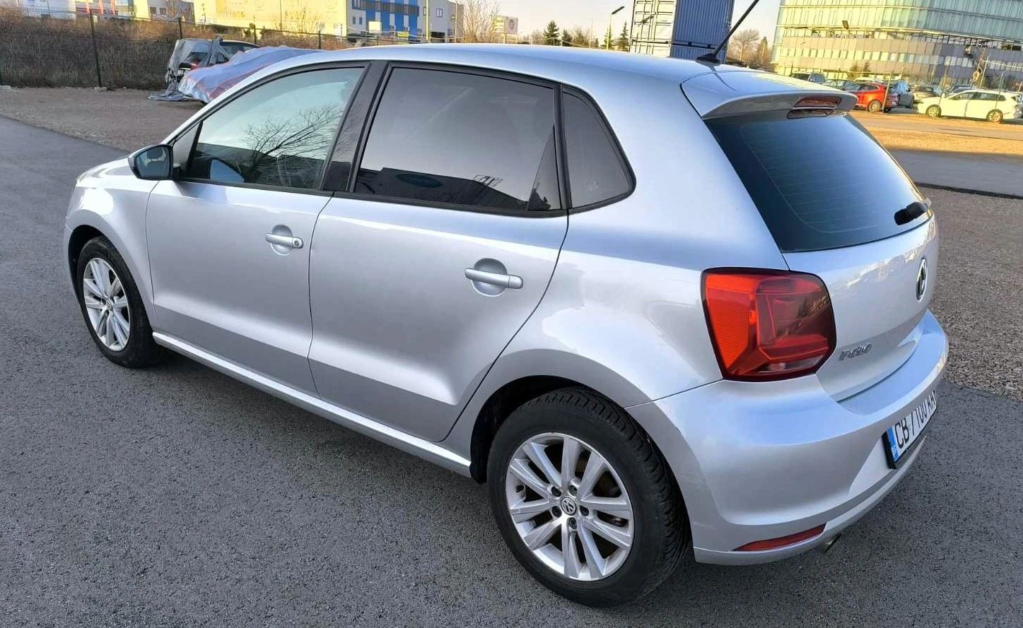 VW Polo Автоматик/Бензин - изображение 7