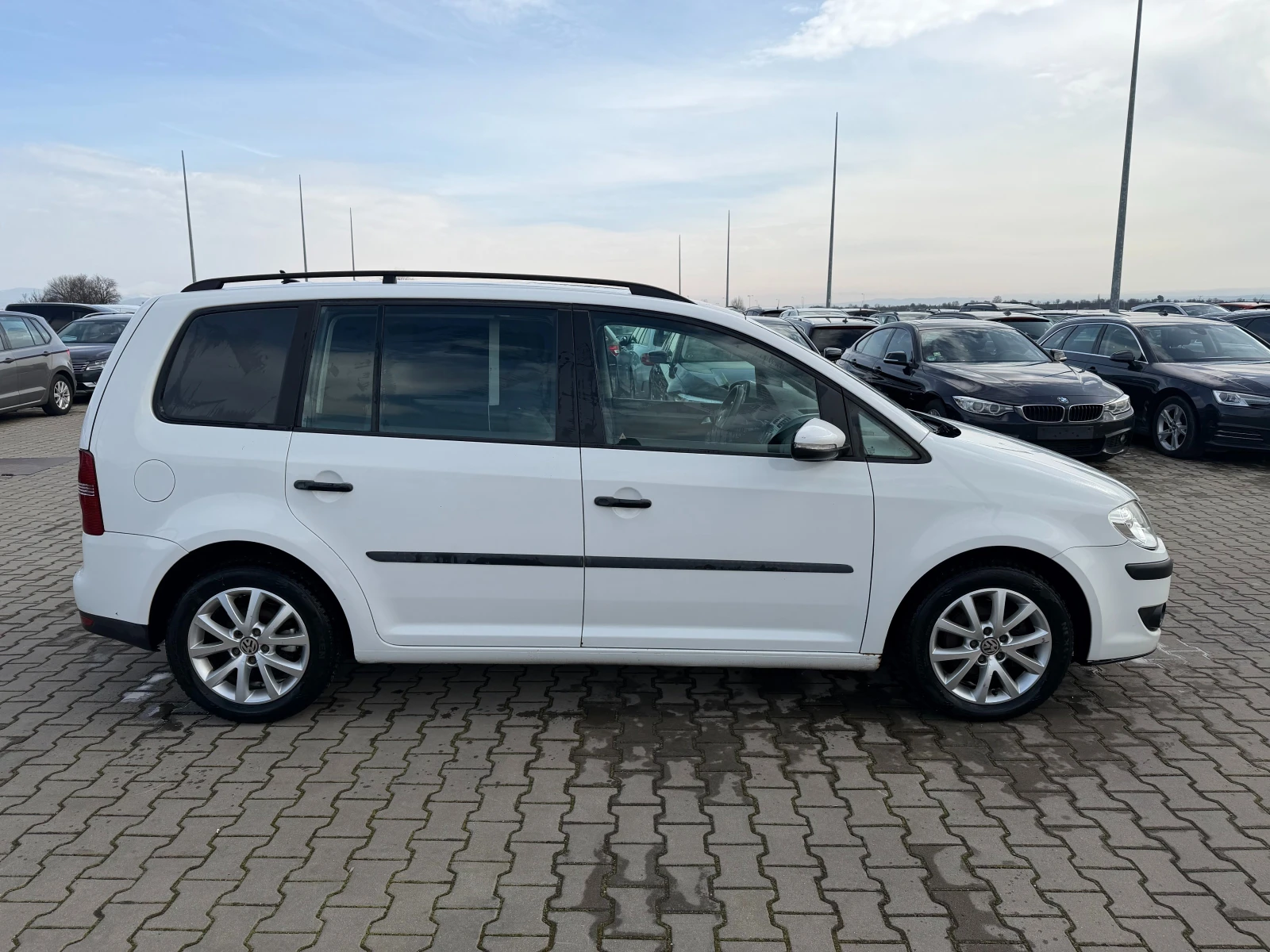 VW Touran 1.9TDI N1 EURO 4 - изображение 5