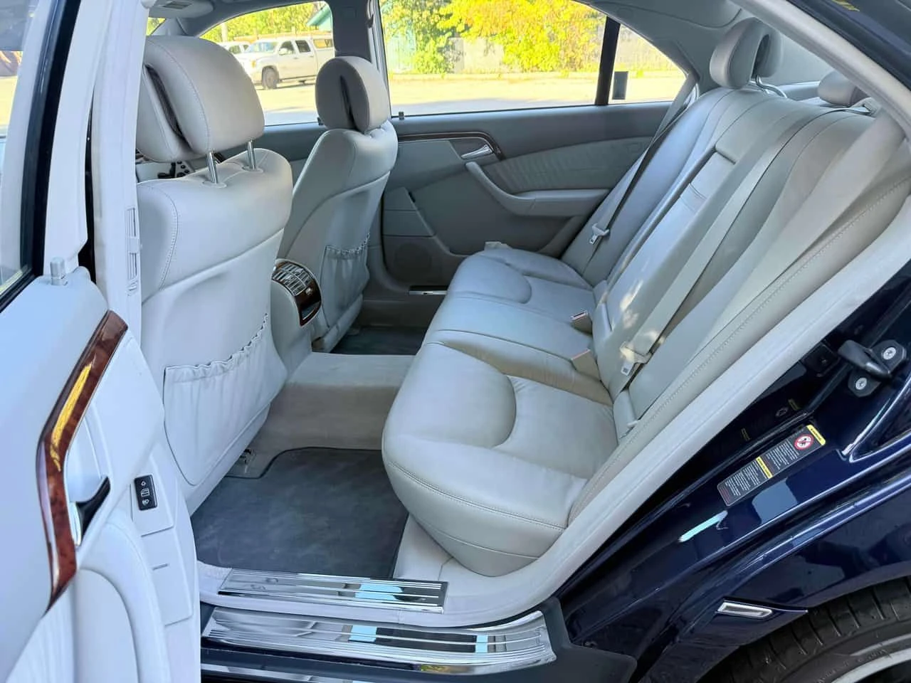 Mercedes-Benz S 500 * 4dr Sdn 5.0L LWB * 2 КЛЮЧА* ПАНО* ПОДГРЕВ* , снимка 11 - Автомобили и джипове - 54012334