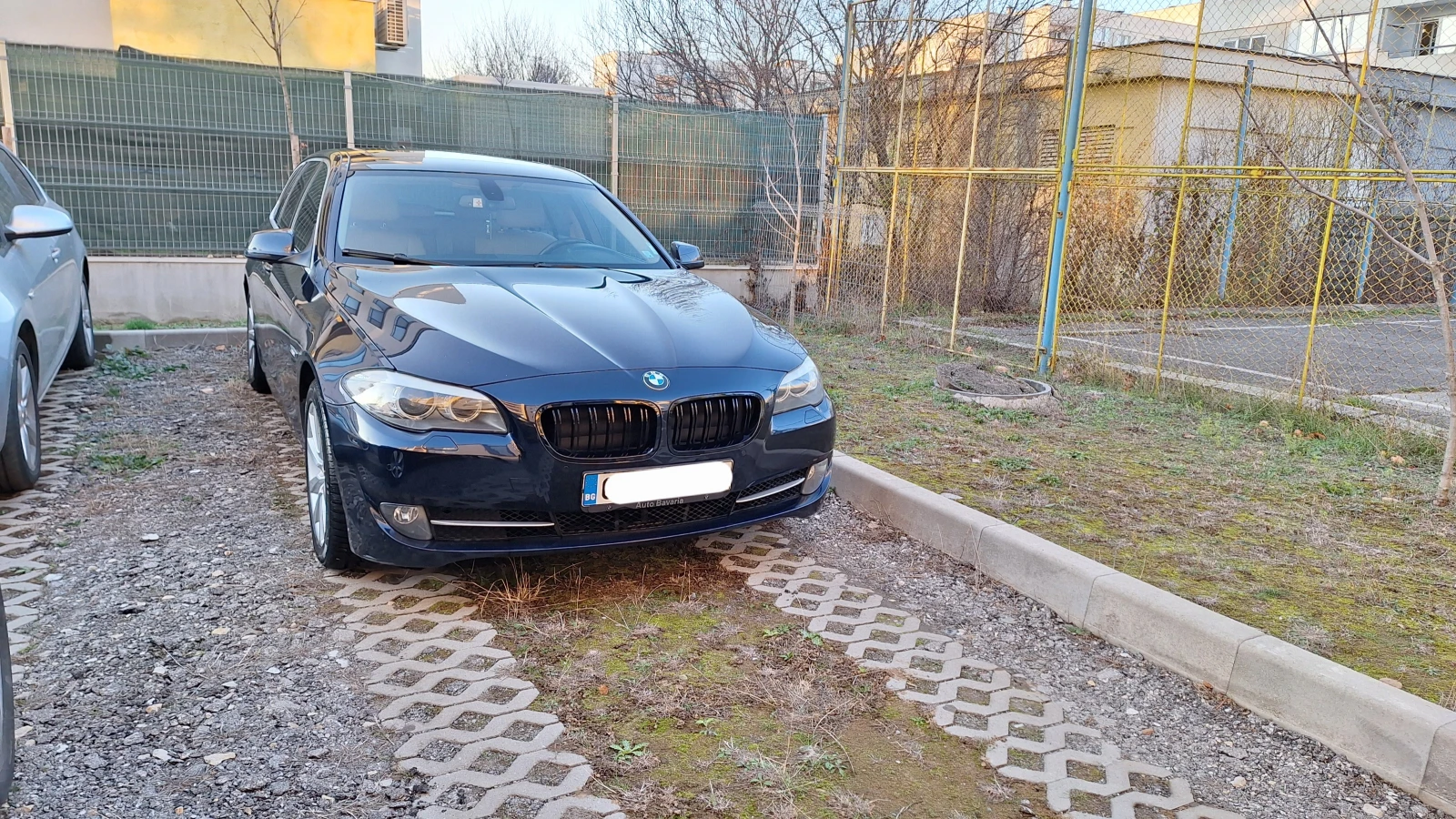 BMW 525 D Xdrive ПАНОРАМА, снимка 9 - Автомобили и джипове - 54136235