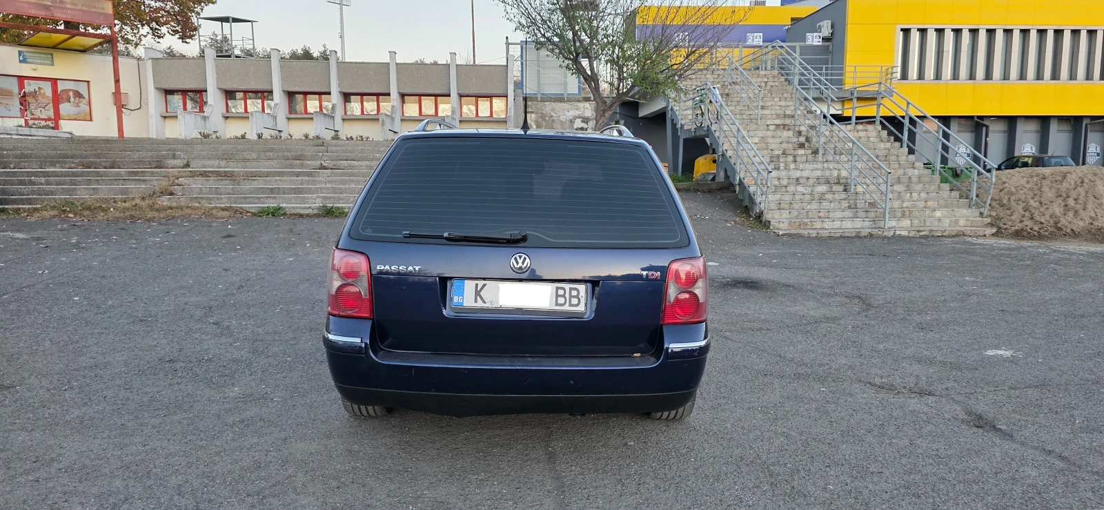 VW Passat 1.9TDI Highline, снимка 4 - Автомобили и джипове - 54248200
