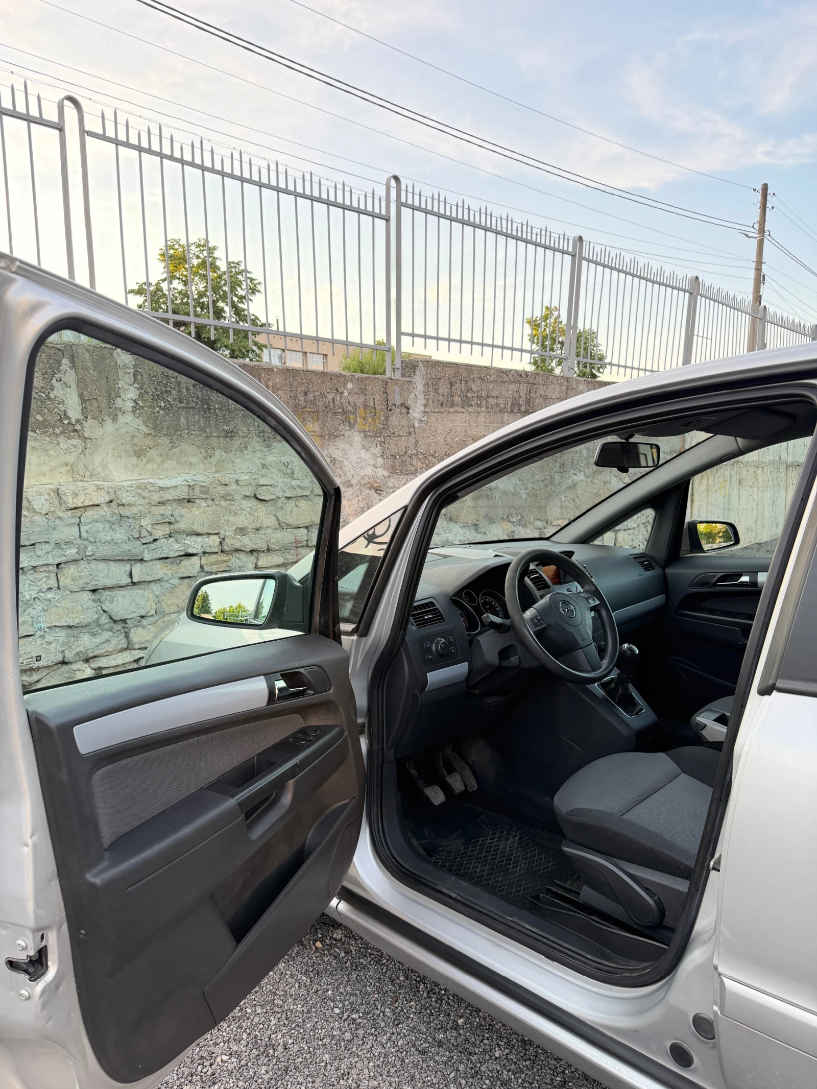 Opel Zafira 1.8/ 125кс./ 6+ 1, снимка 6 - Автомобили и джипове - 54836053