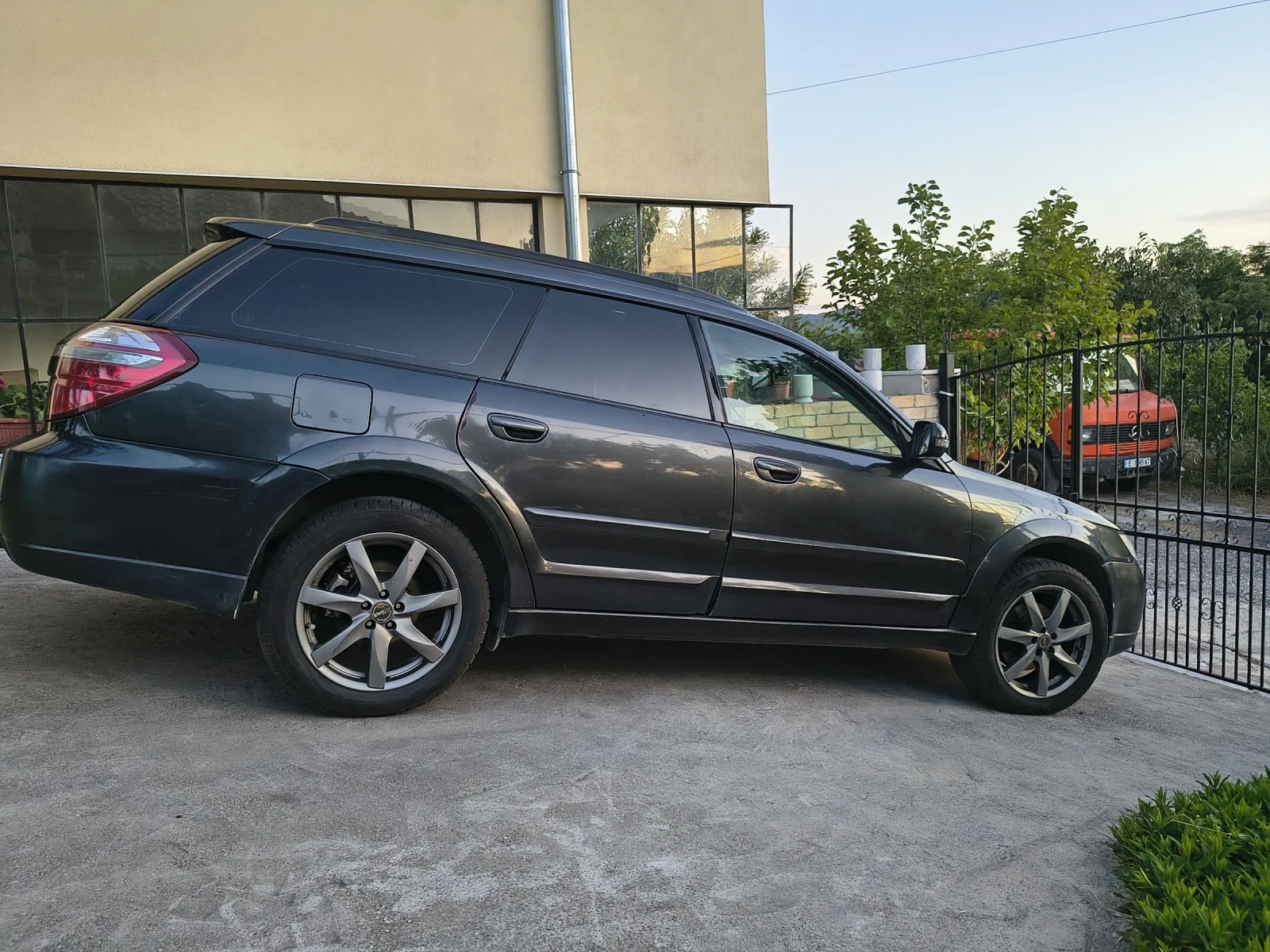 Subaru Outback 2.5к, снимка 12 - Автомобили и джипове - 54974297