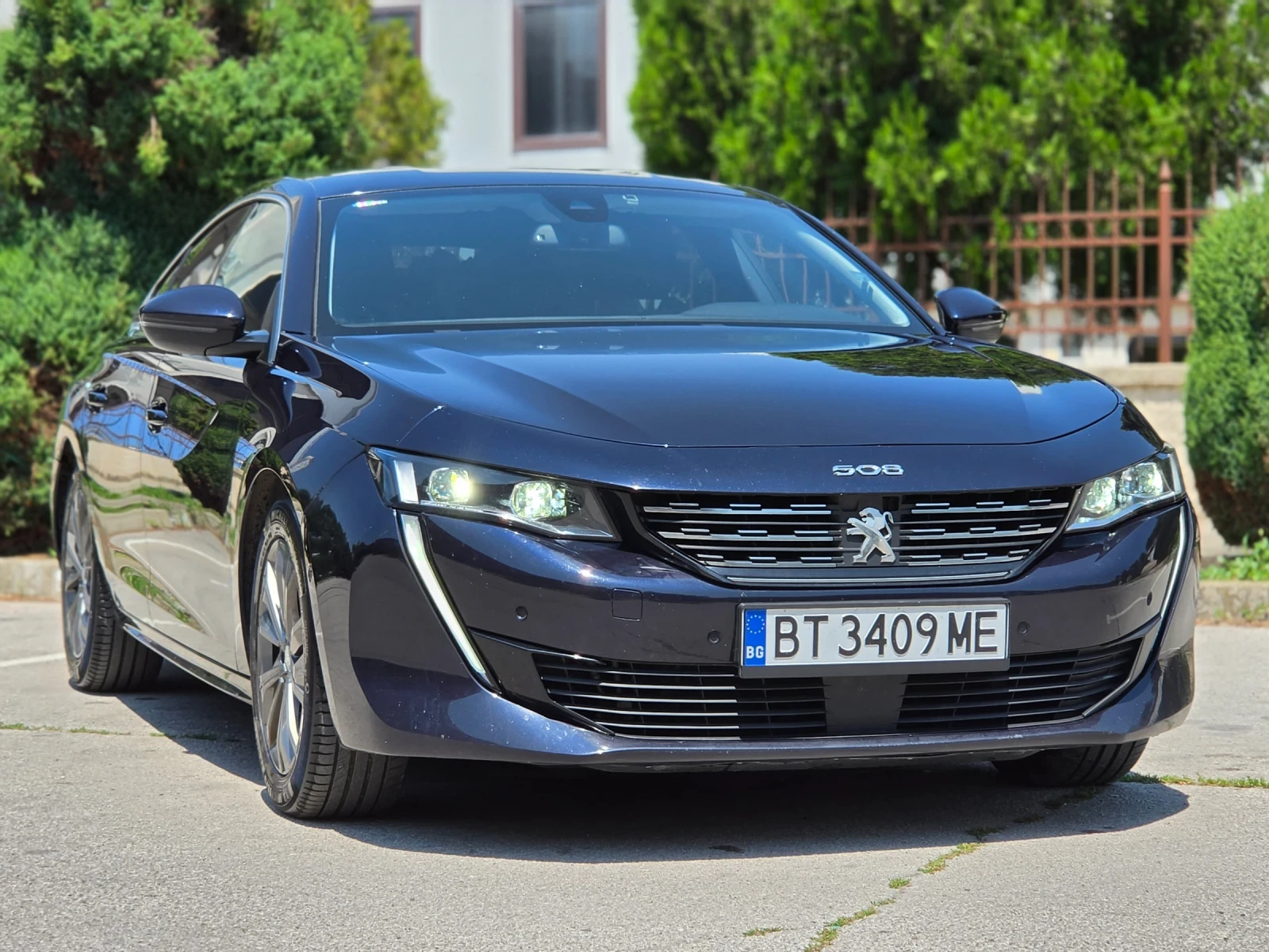 Peugeot 508 1.5HDI 8EAT * НАВИ * КАМЕРИ * СМЕНЕНА ВЕРИГА * ТОП, снимка 2 - Автомобили и джипове - 54986954