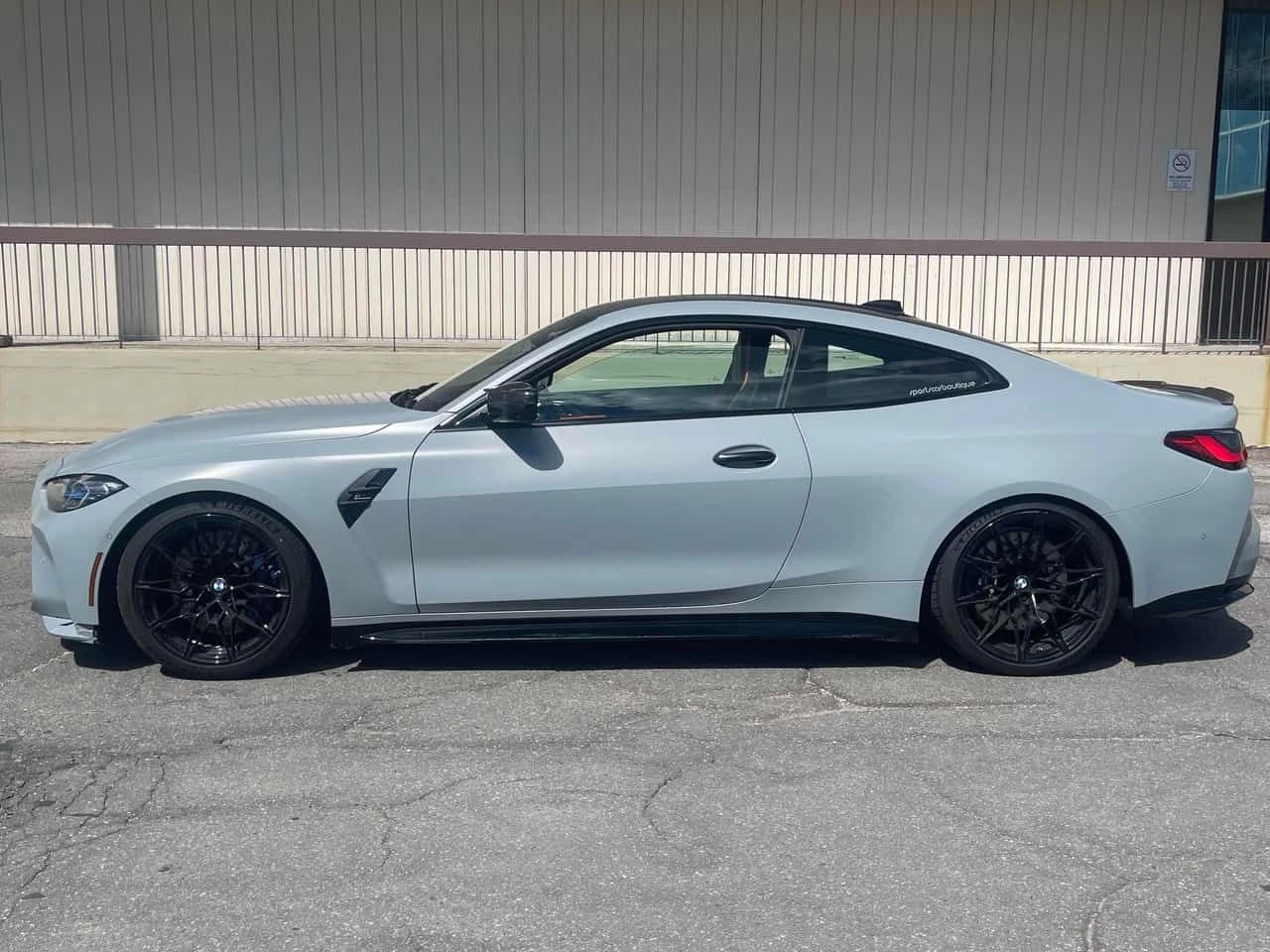 BMW M4 Competition  CARFAX, снимка 2 - Автомобили и джипове - 54999399
