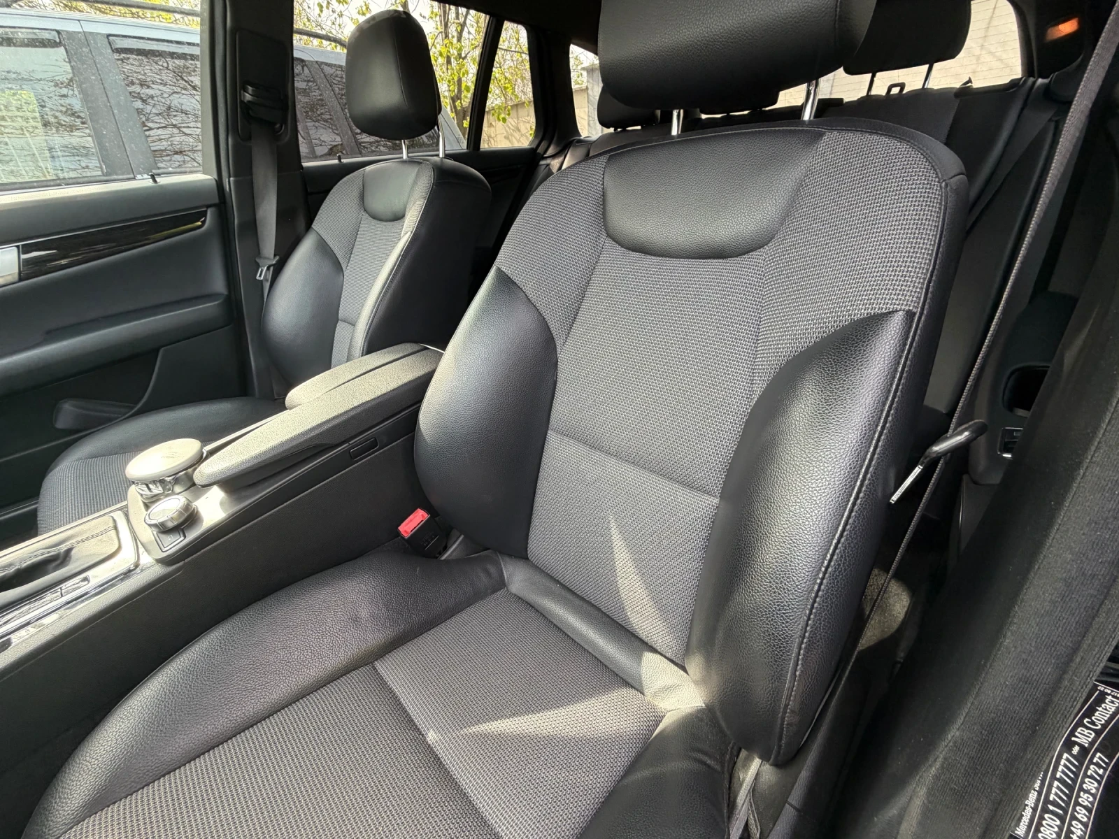 Mercedes-Benz C 180, снимка 4 - Автомобили и джипове - 55014733