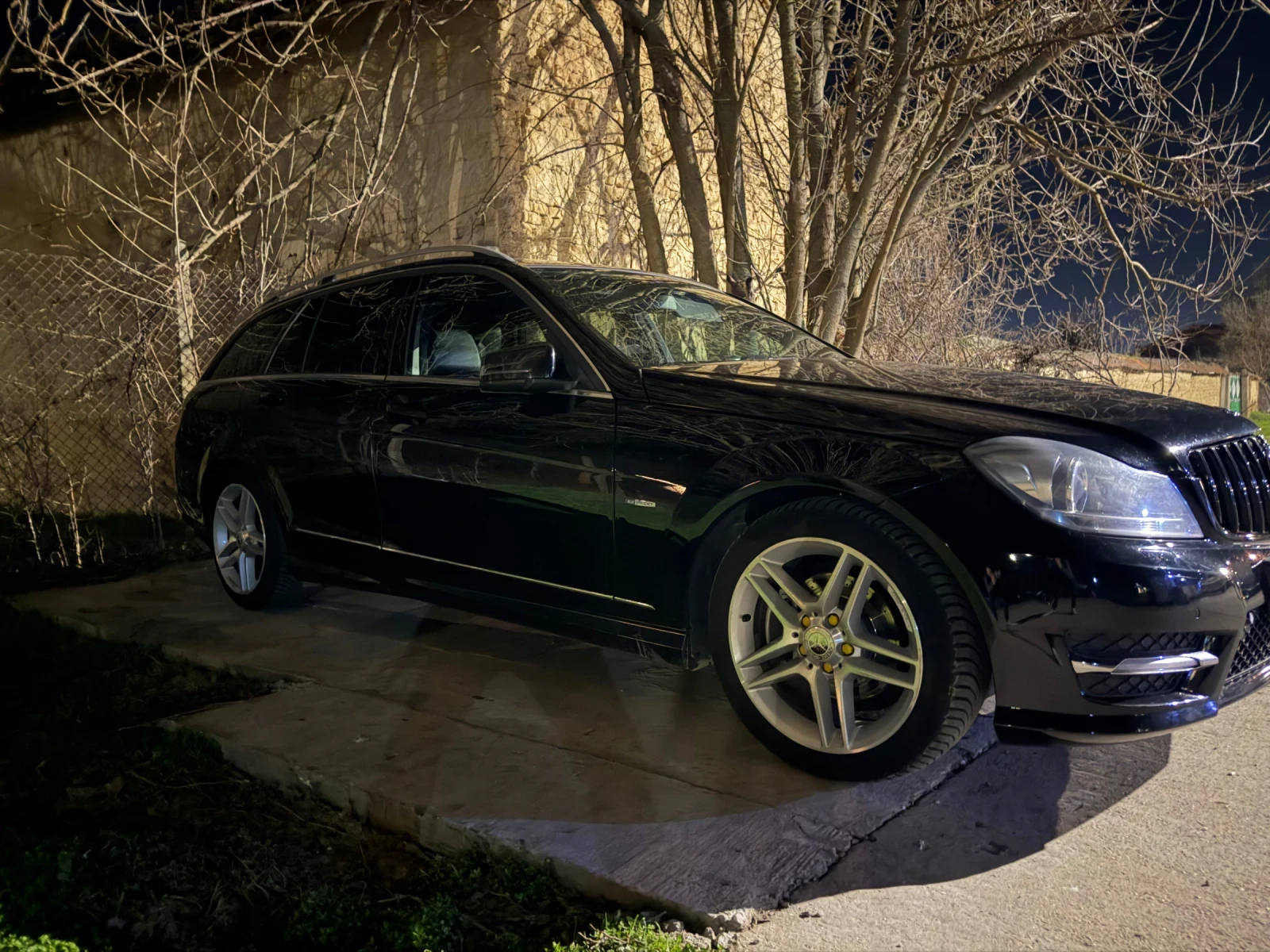 Mercedes-Benz C 180, снимка 3 - Автомобили и джипове - 55014733