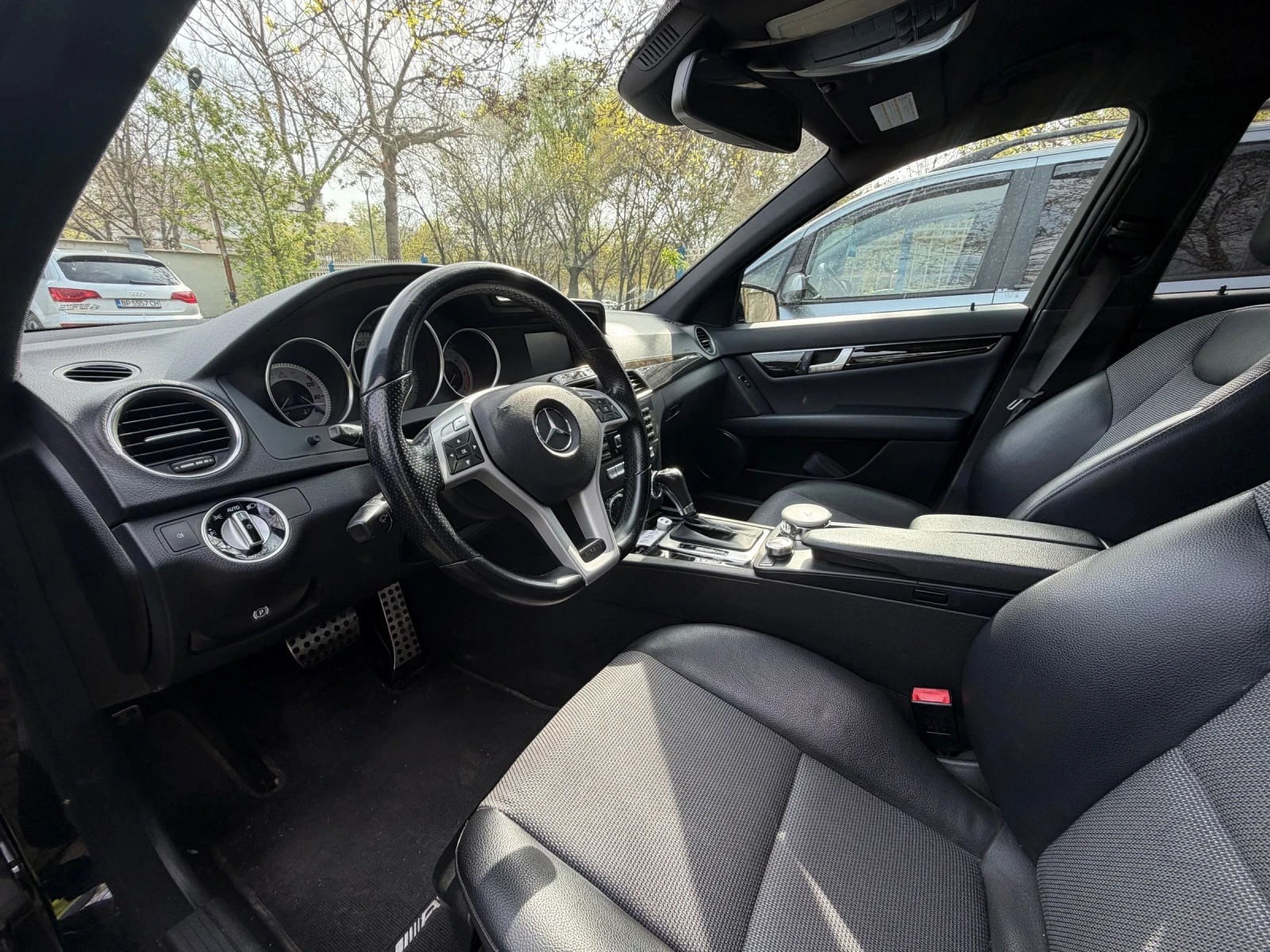 Mercedes-Benz C 180, снимка 7 - Автомобили и джипове - 55014733