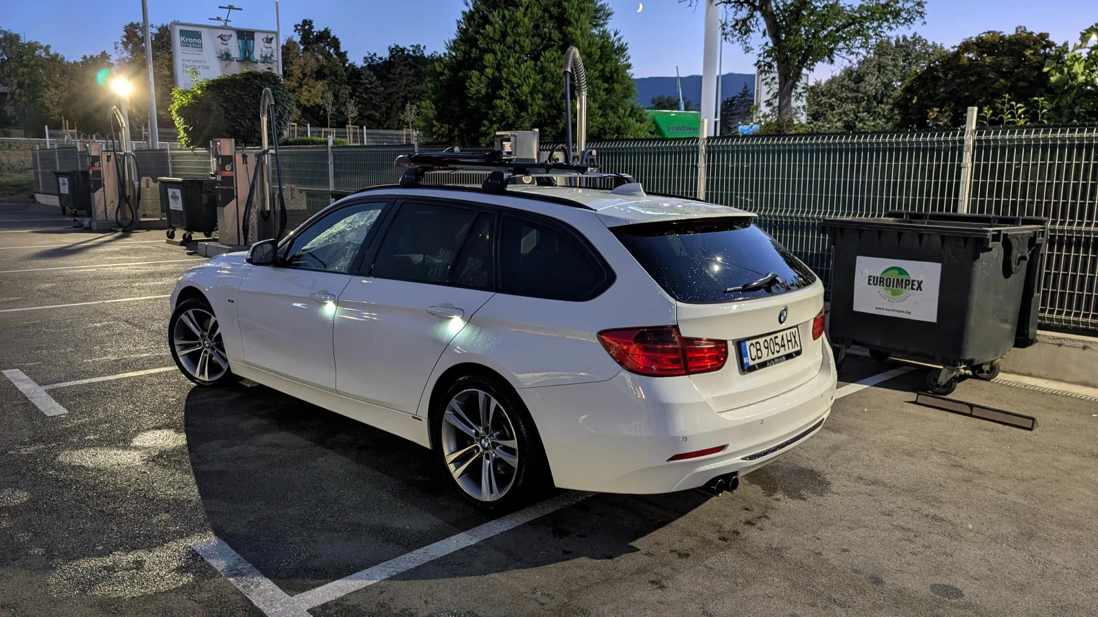 BMW 335, снимка 2 - Автомобили и джипове - 55702457