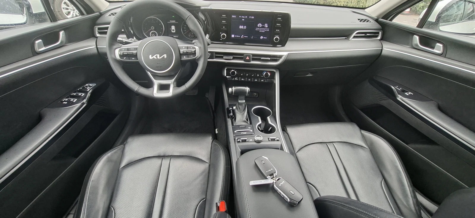 Kia K5 2.0 LPI Гаранция до 3 години, снимка 16 - Автомобили и джипове - 56221748