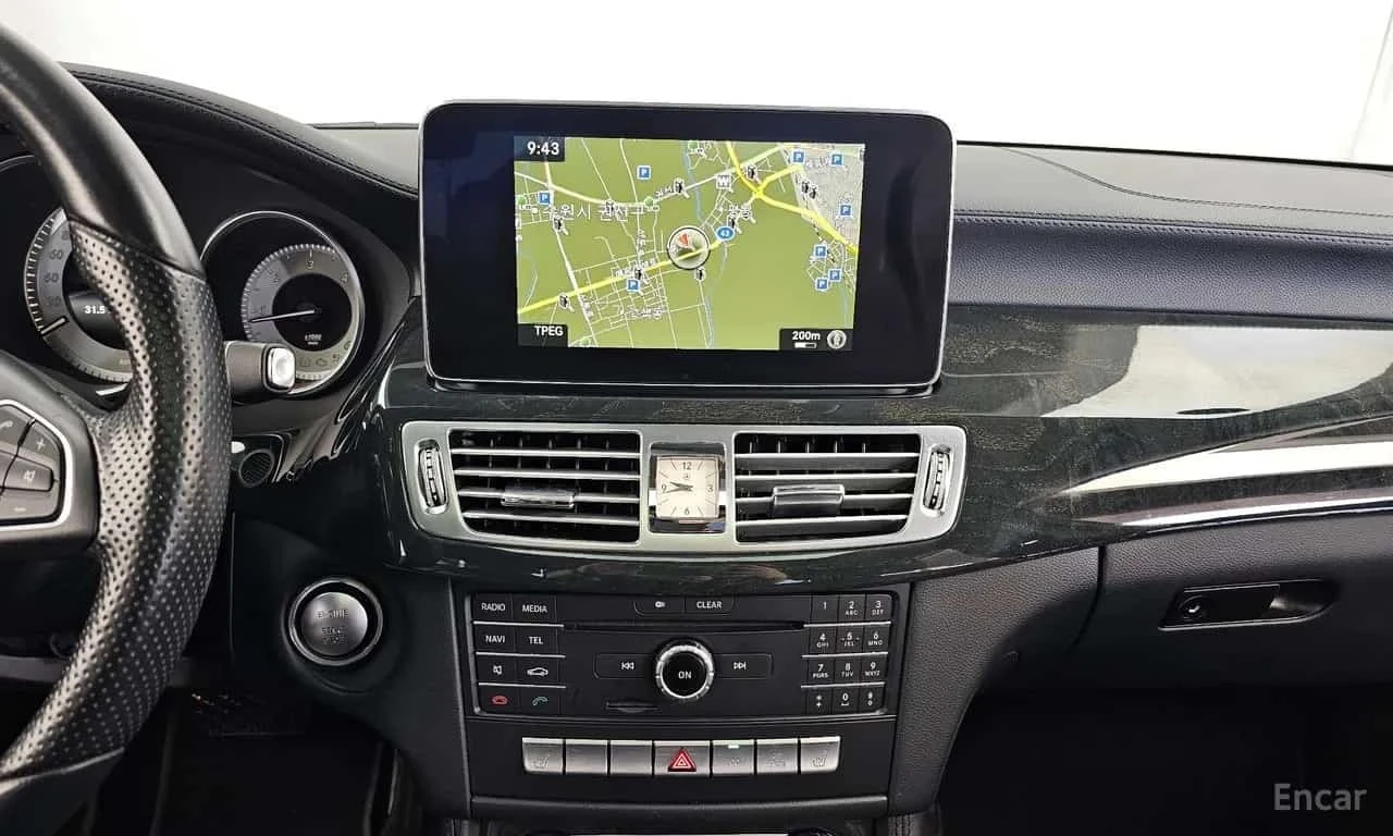 Mercedes-Benz CLS 250 d * 4MATIC * 4 Подгрева * 360 Камера * Шибидах * , снимка 10 - Автомобили и джипове - 56235118