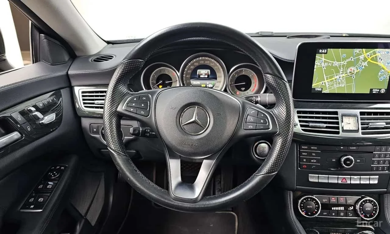 Mercedes-Benz CLS 250 d * 4MATIC * 4 Подгрева * 360 Камера * Шибидах * , снимка 8 - Автомобили и джипове - 56235118