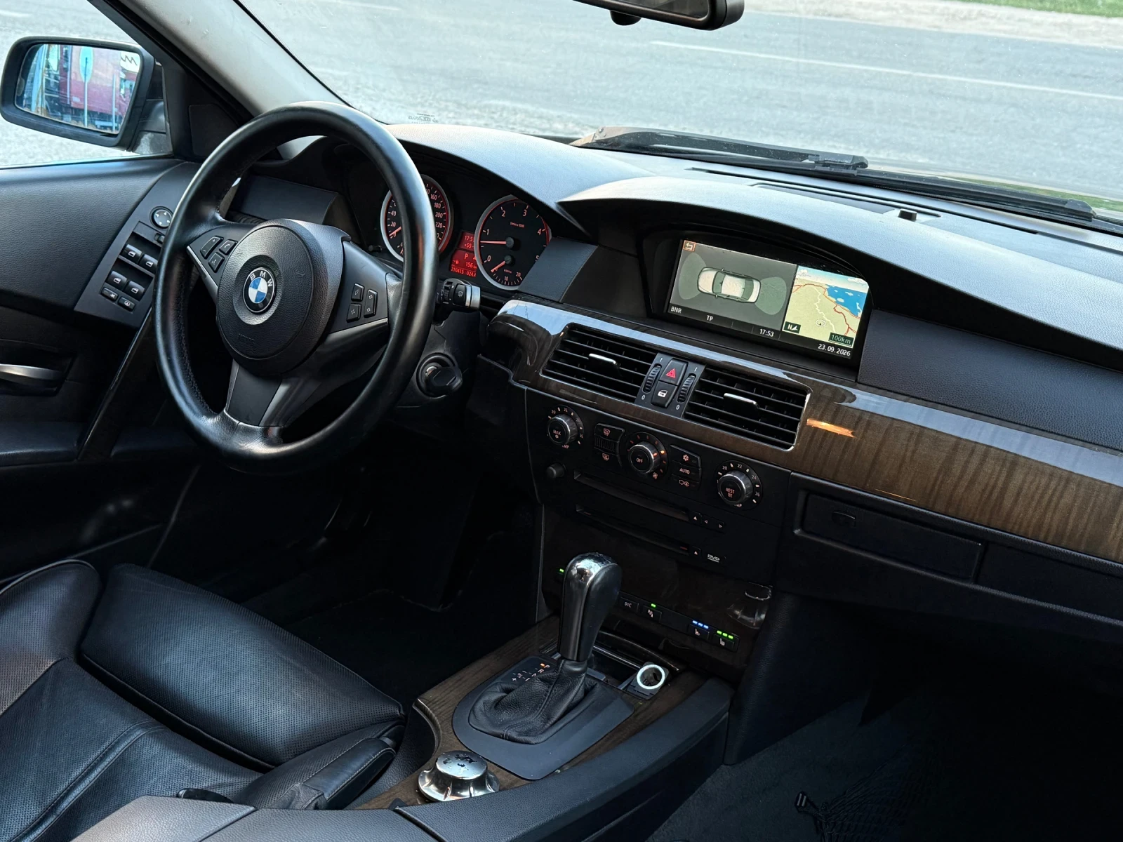 BMW 530 M-PACK ОБДУХВАНЕ ПОДГРЕВ , снимка 12 - Автомобили и джипове - 56261218
