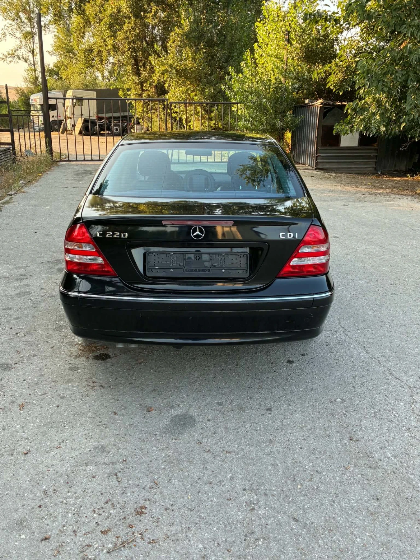 Mercedes-Benz C 220 2.2 cdi, снимка 2 - Автомобили и джипове - 56569542