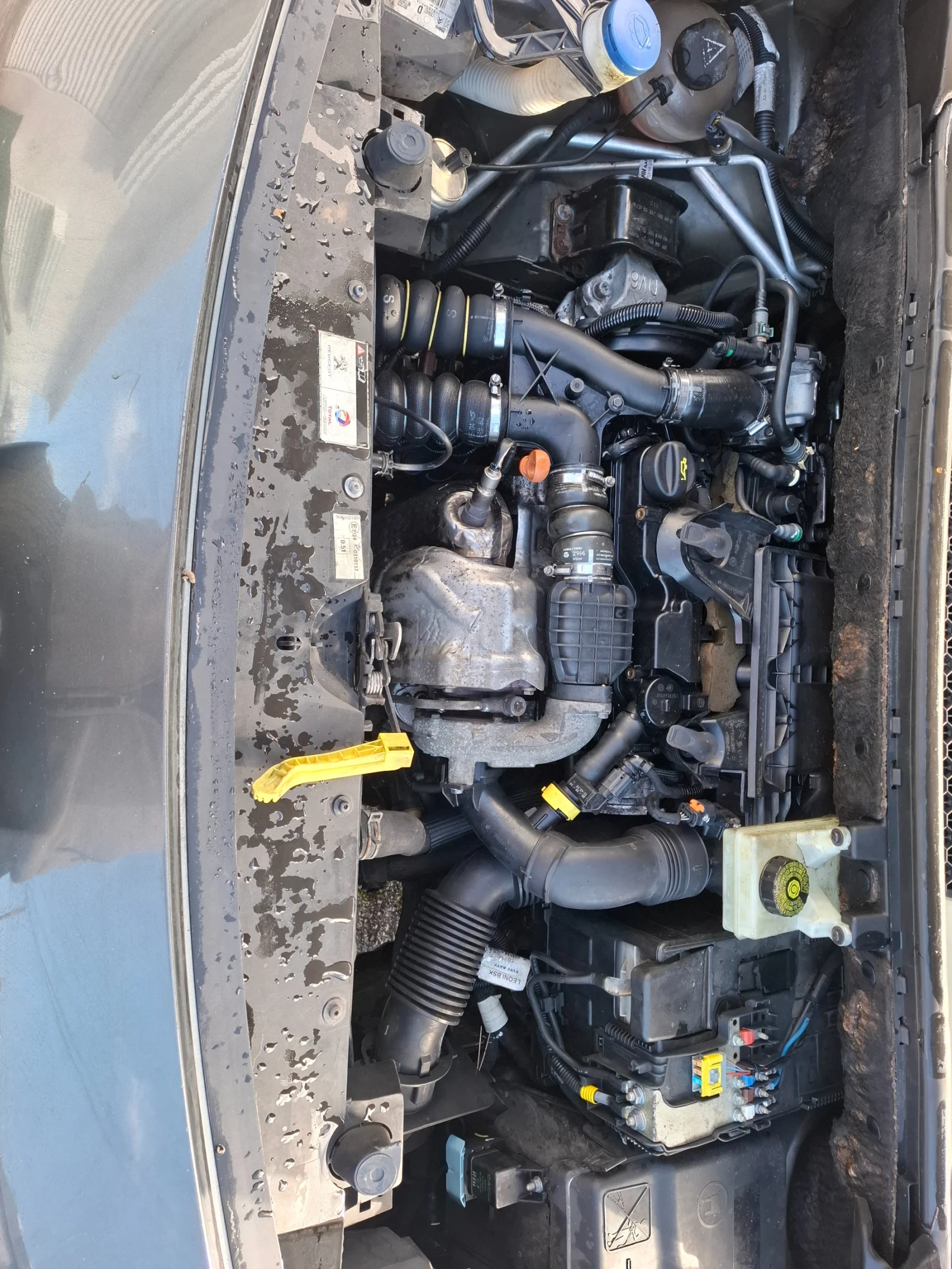 Peugeot Partner 1.6HDI, снимка 7 - Автомобили и джипове - 56624391