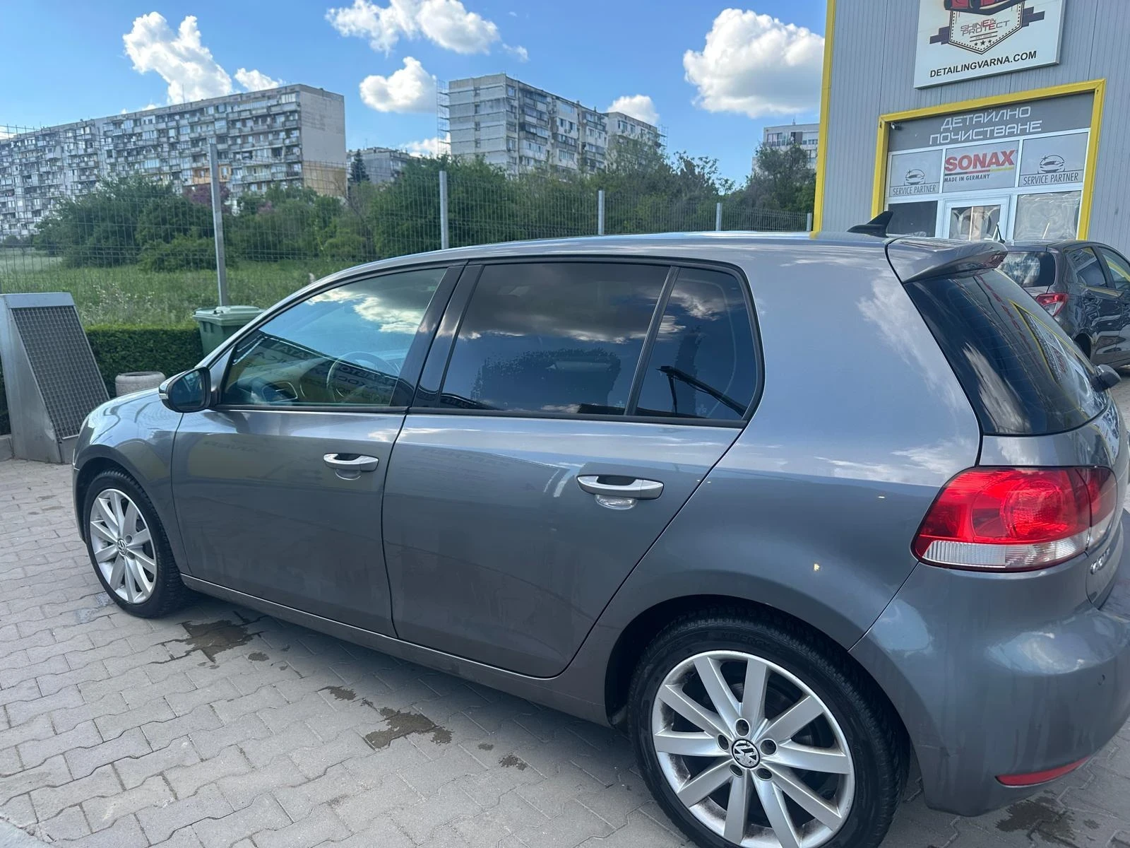 VW Golf 1.4 TSI, снимка 4 - Автомобили и джипове - 56660679