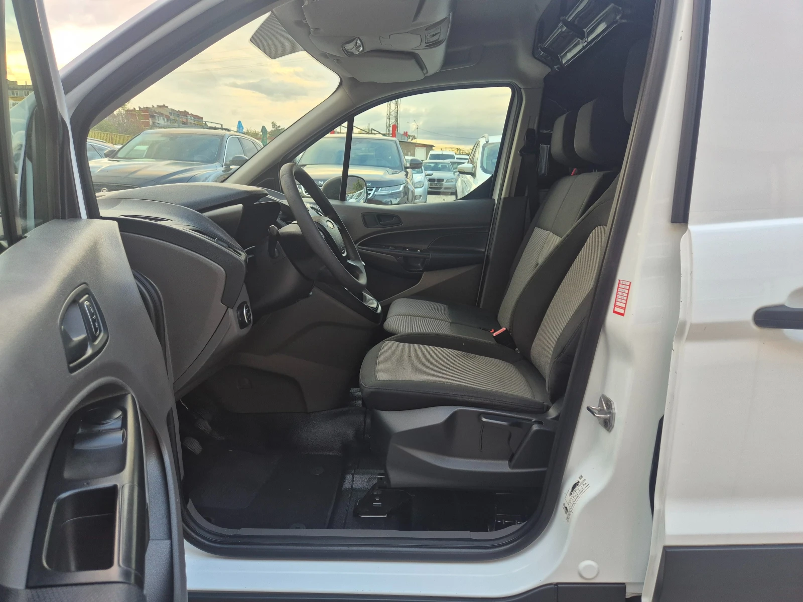 Ford Connect 1.5TDCI KLIMA ITALY TOP | Mobile.bg � ����������� 10