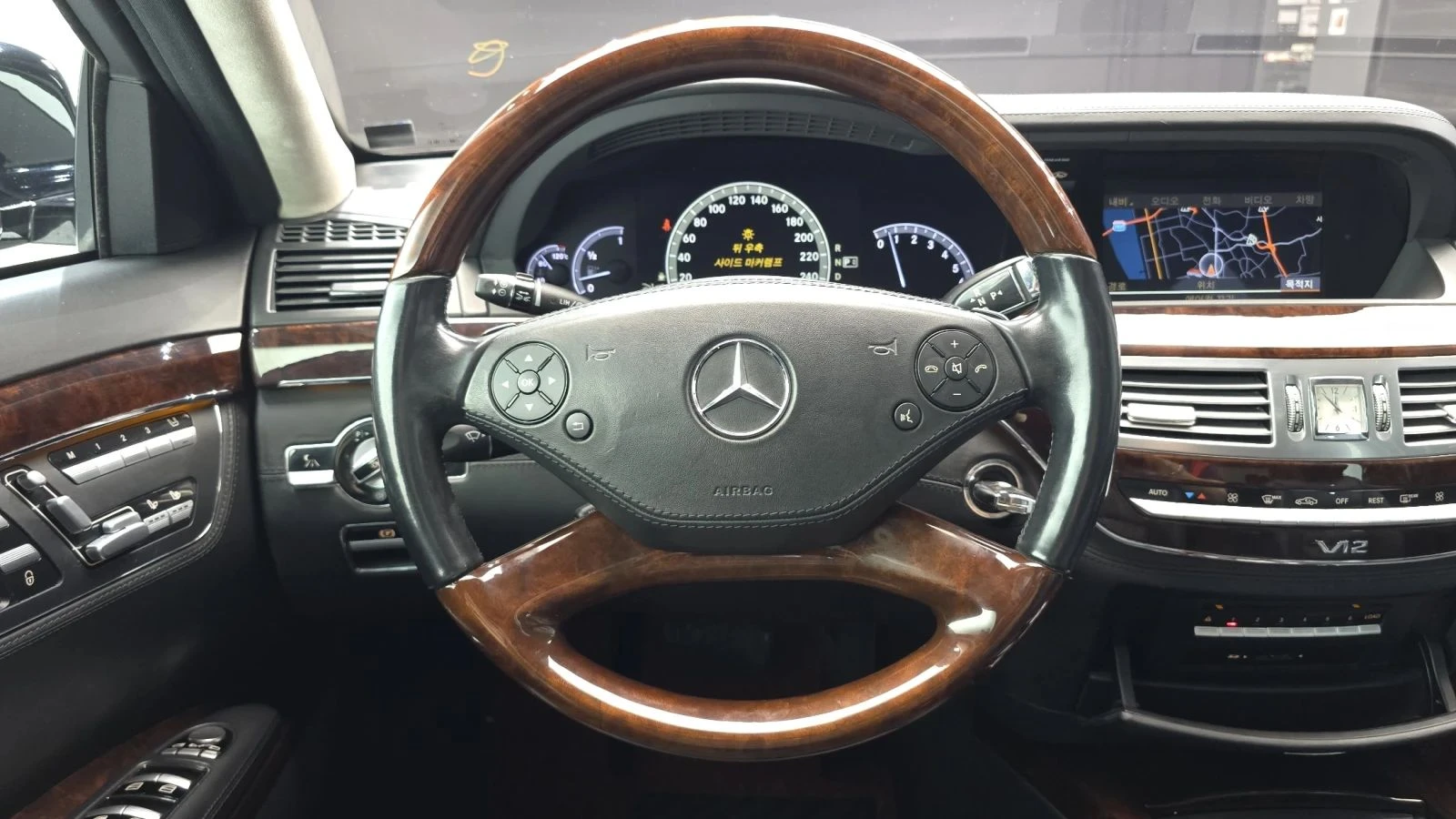 Mercedes-Benz S 600, снимка 13 - Автомобили и джипове - 56686651
