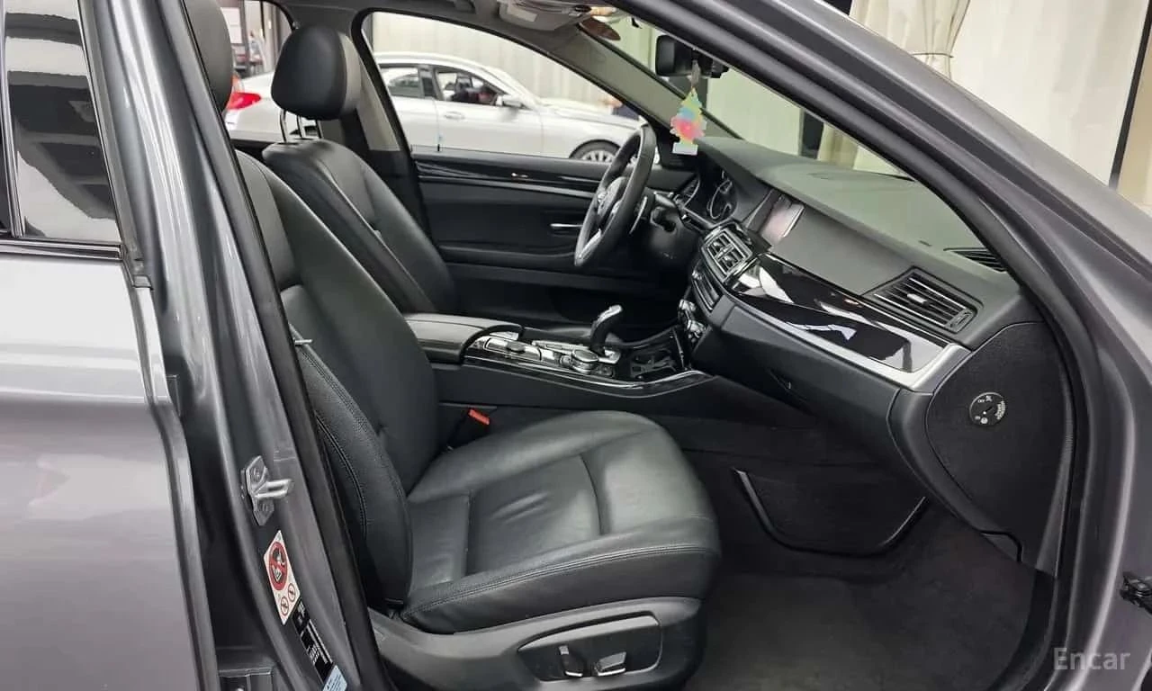 BMW 530, снимка 11 - Автомобили и джипове - 56689057