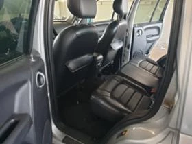 Jeep Cherokee 3.7i, снимка 13