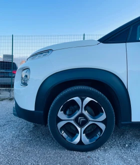 Citroen C3 Aircross 1.2 PureTech * Кожа* Камера 360* Сервизна книжка* , снимка 17
