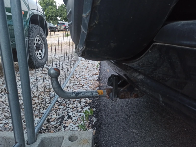 Jeep Cherokee 3.7i, снимка 17 - Автомобили и джипове - 26357714