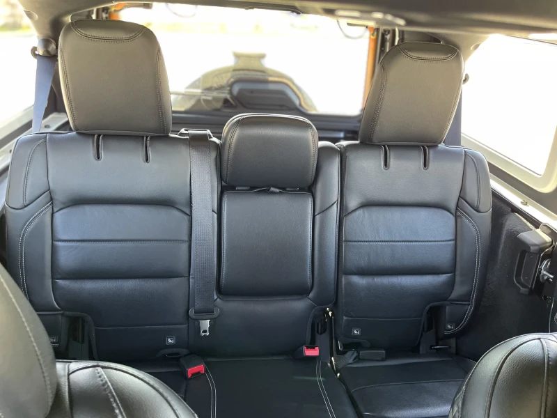 Jeep Wrangler SAHARA UNLIMITED 4x4, снимка 10 - Автомобили и джипове - 52331089