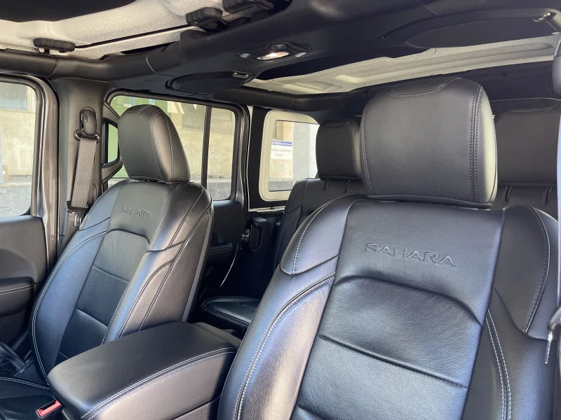 Jeep Wrangler SAHARA UNLIMITED 4x4, снимка 8 - Автомобили и джипове - 52331089
