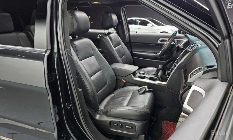 Ford Explorer, снимка 10 - Автомобили и джипове - 52708879