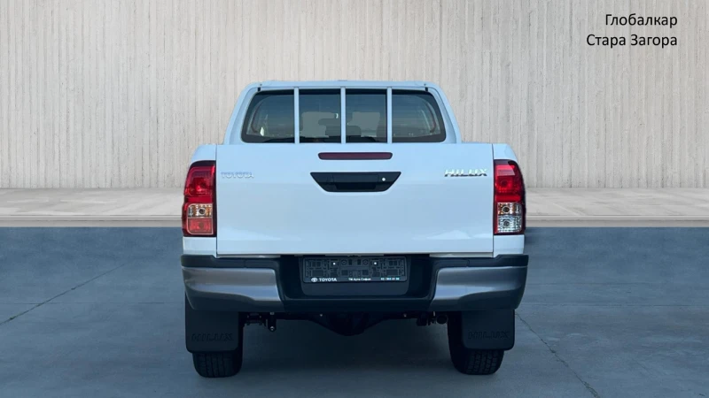 Toyota Hilux 2.8 D-4D MT COMFORT, снимка 5 - Автомобили и джипове - 53083815