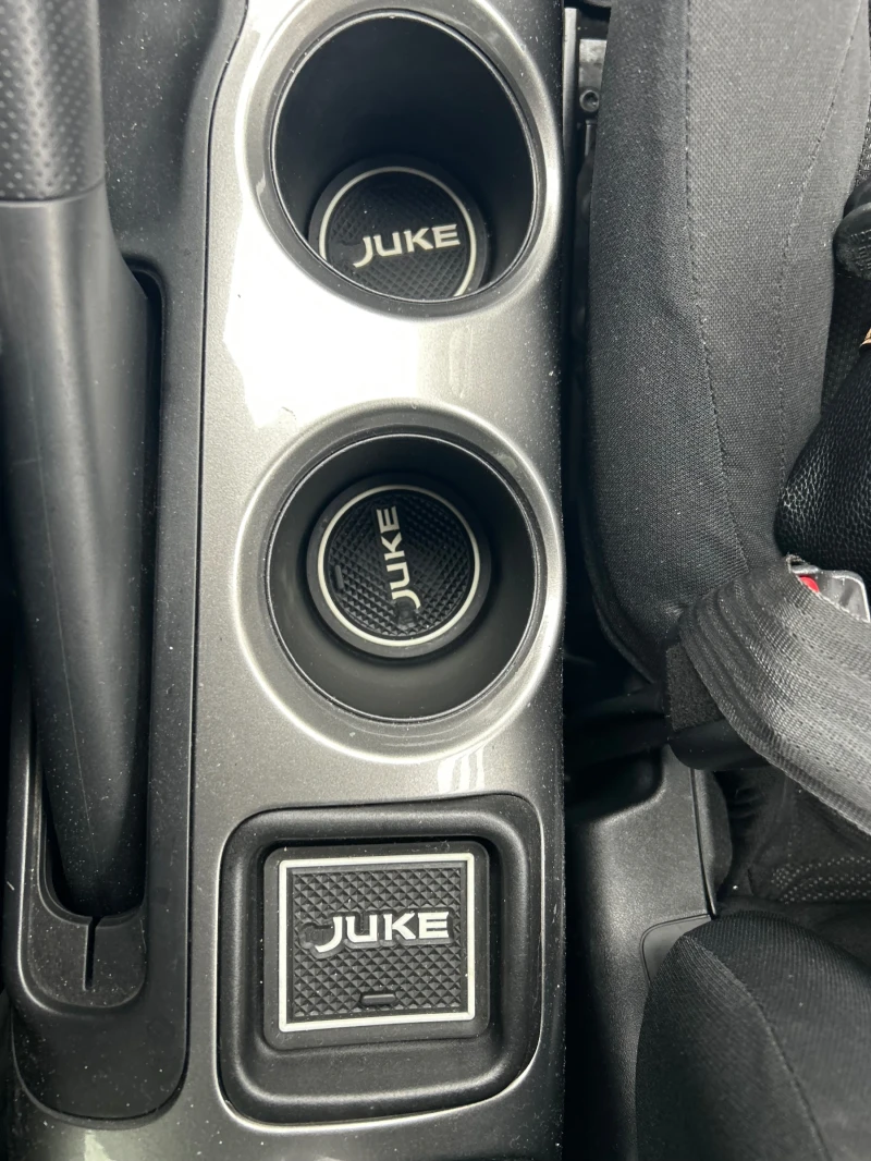 Nissan Juke, снимка 8 - Автомобили и джипове - 53383576