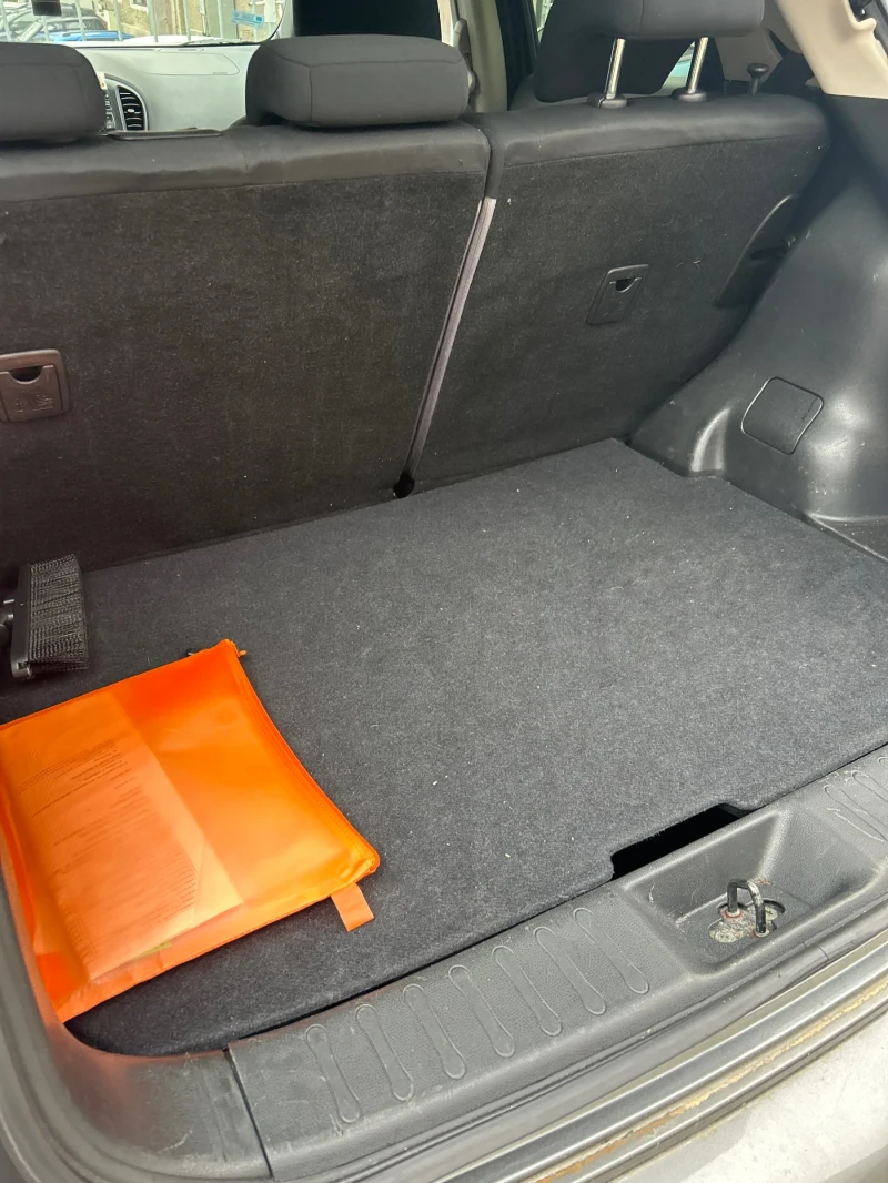 Nissan Juke, снимка 11 - Автомобили и джипове - 53383576