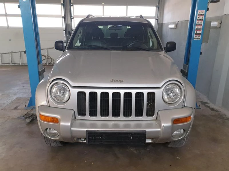 Jeep Cherokee 3.7i, снимка 2 - Автомобили и джипове - 26357714