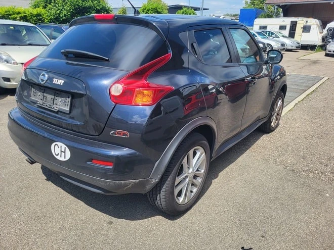 Nissan Juke 1.6 tekna 4x4 Xtronic CVT 190ps SWISS, снимка 3 - Автомобили и джипове - 47032956