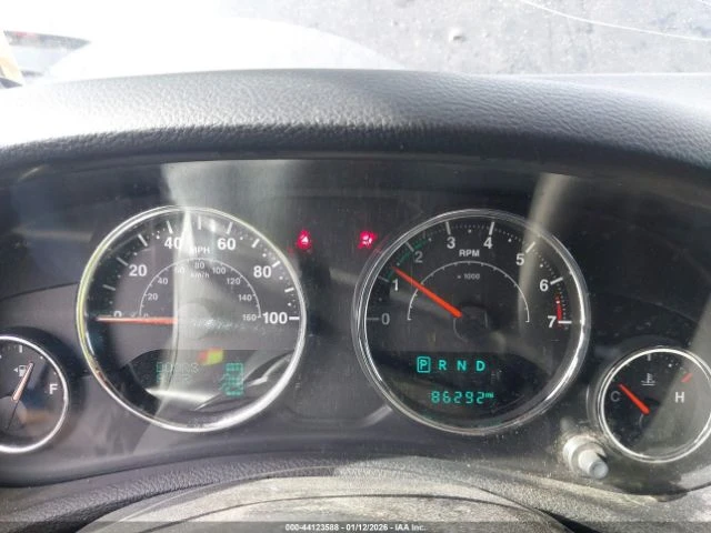 Jeep Wrangler UNLIMITED SAHARA - изображение 7