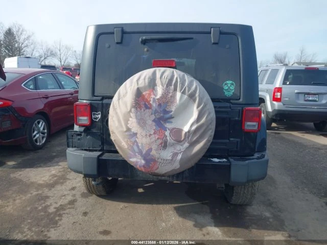 Jeep Wrangler UNLIMITED SAHARA, снимка 16 - Автомобили и джипове - 53356365