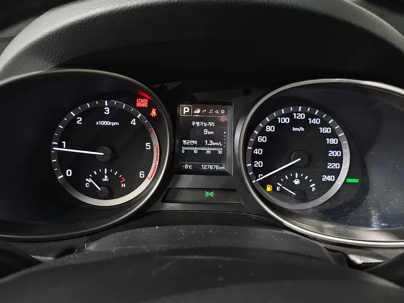 Hyundai Santa fe 2.0 4Wd Premium, снимка 8 - Автомобили и джипове - 53780424