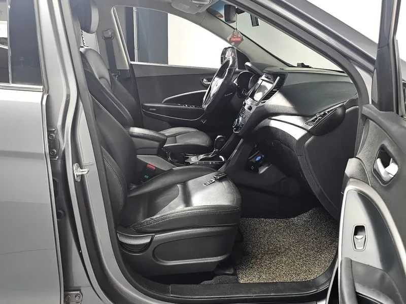 Hyundai Santa fe 2.0 4Wd Premium, снимка 11 - Автомобили и джипове - 53780424