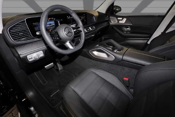 Mercedes-Benz GLE 580 4Matic = AMG Line = Premium Plus Гаранция, снимка 4 - Автомобили и джипове - 55823884