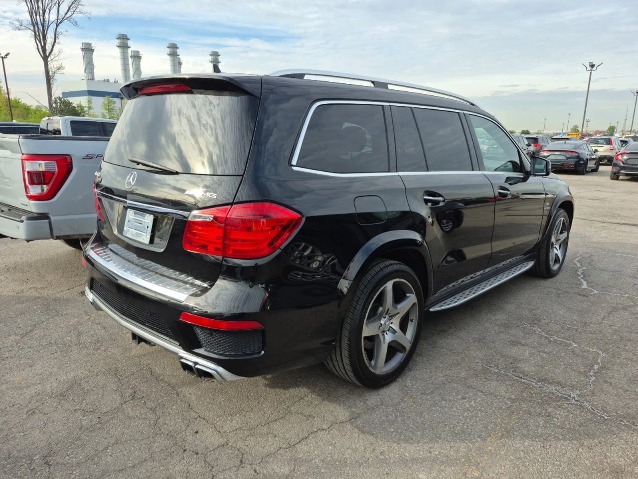 Mercedes-Benz GL 63 AMG AWD, 5.5L 8cyl / Lane Asist / Обдухване/ Carfax  - изображение 4