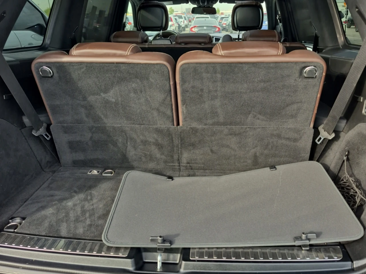 Mercedes-Benz GL 63 AMG AWD, 5.5L 8cyl / Lane Asist / Обдухване/ Carfax  - изображение 9