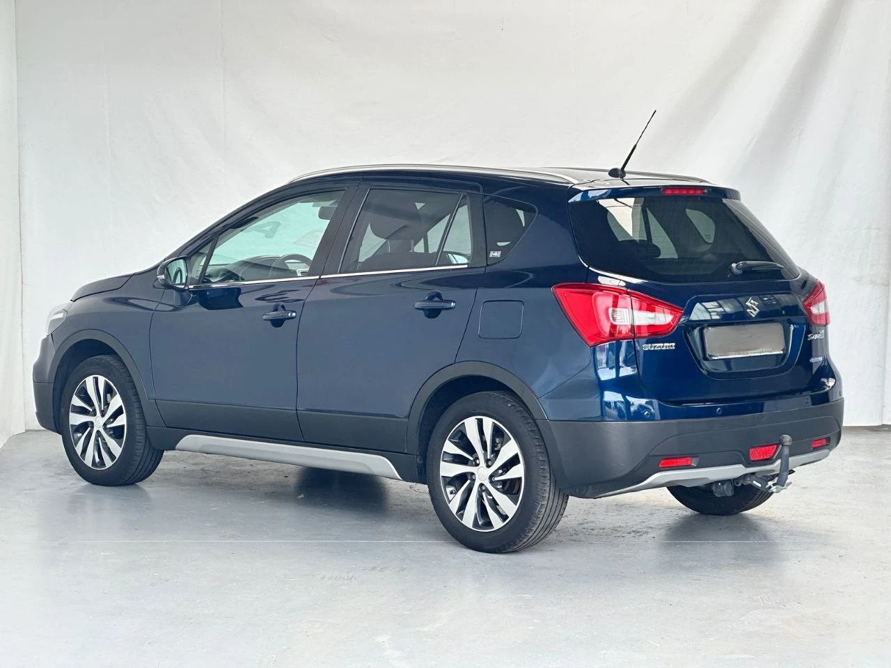 Suzuki SX4 S-Cross  - изображение 6