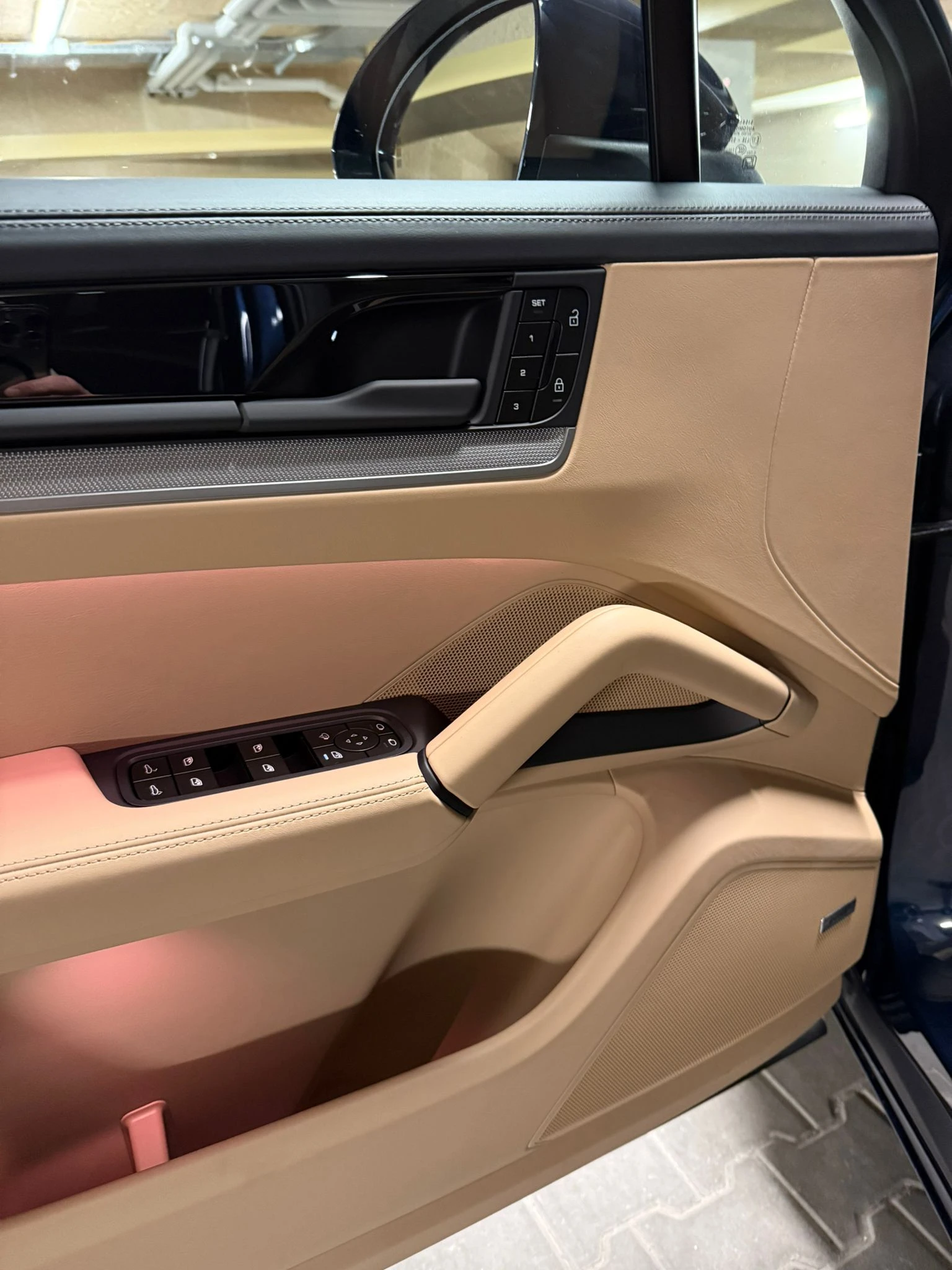 Porsche Cayenne Coupe* SportDesign* PassengerDisplay* HuD* 360 | Mobile.bg   7