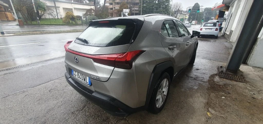 Lexus UX 250h  Business, снимка 3 - Автомобили и джипове - 53944960