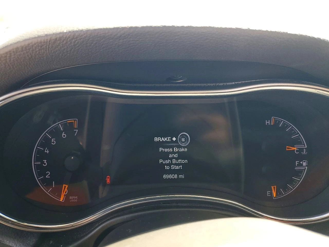 Jeep Grand cherokee 3.6l Laredo, снимка 9 - Автомобили и джипове - 55102691