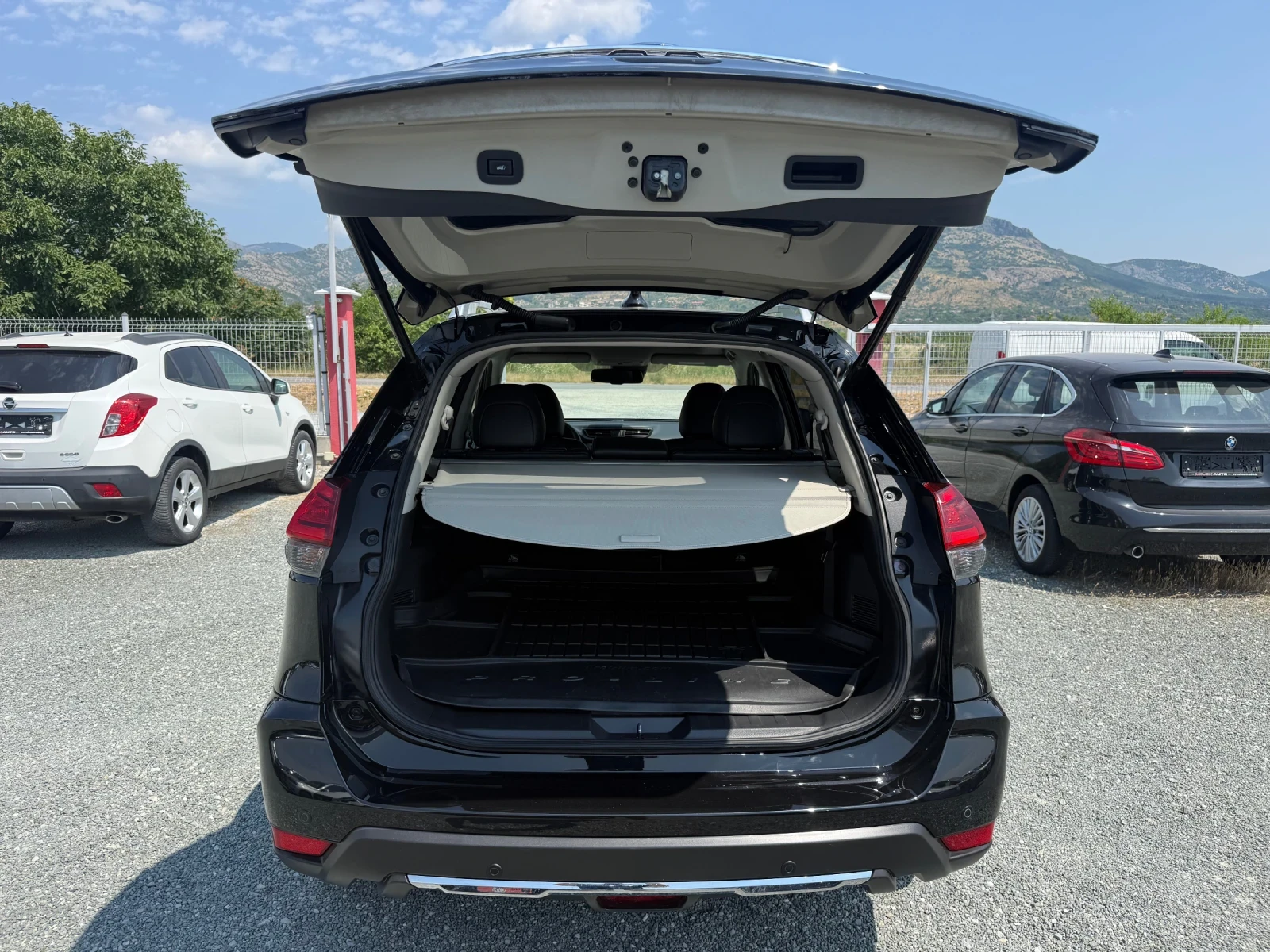 Nissan X-trail (KATO НОВА)^(4x4), снимка 13 - Автомобили и джипове - 55135051