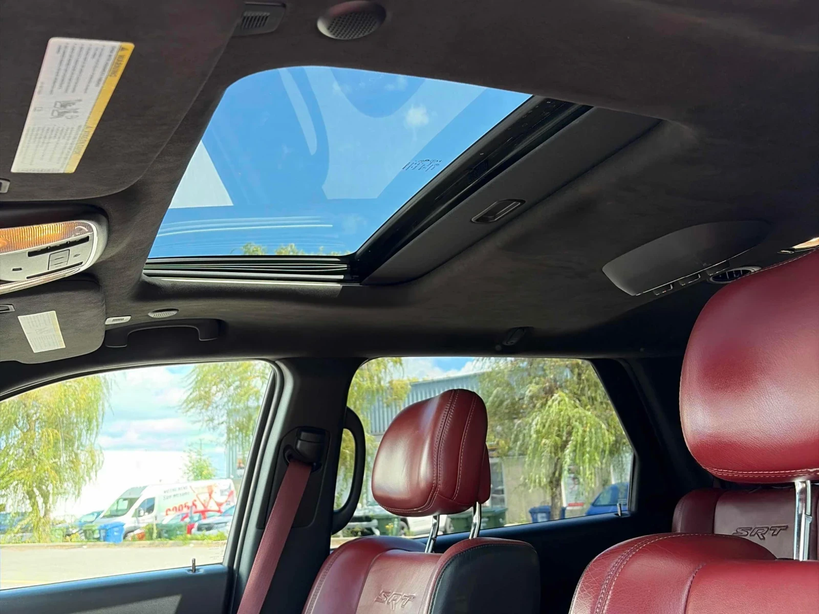 Dodge Durango SRT* Шибидах* 4х4* Back cam* H&K* 6+ 1* DIST* Обду, снимка 14 - Автомобили и джипове - 56036890