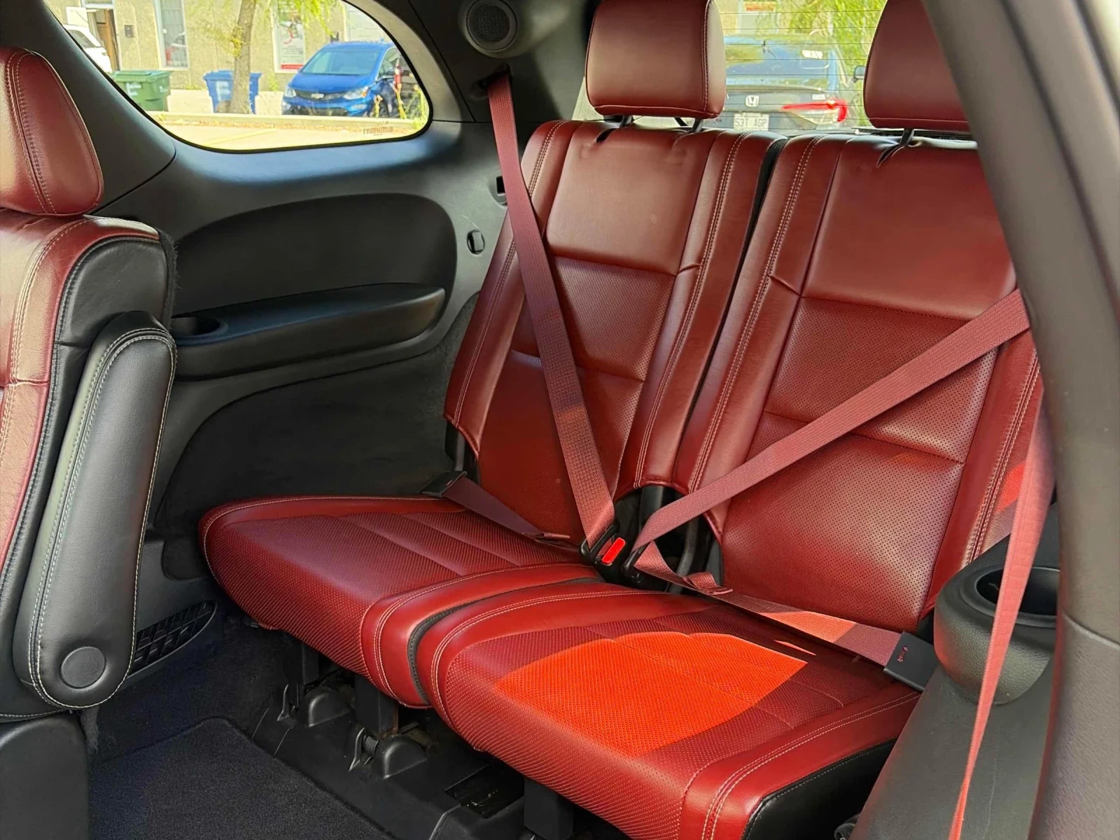 Dodge Durango SRT* Шибидах* 4х4* Back cam* H&K* 6+ 1* DIST* Обду, снимка 13 - Автомобили и джипове - 56036890